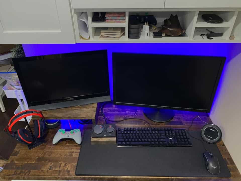 why-do-gamers-use-two-monitors-here-s-why-you-should-also